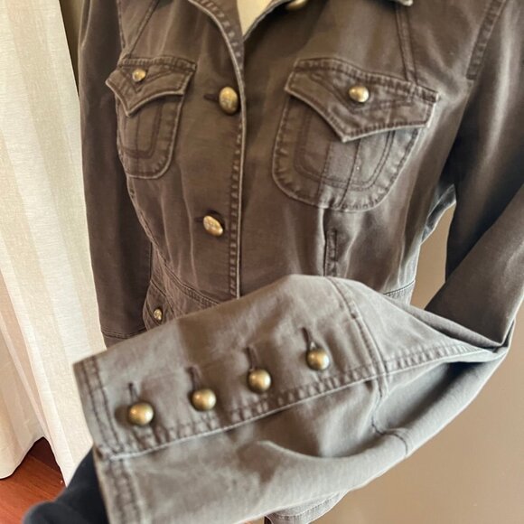 Calvin Klein Stretch Denim Vintage Washed Jacket with Cute Gold Buttons, Size M - Picture 4 of 8